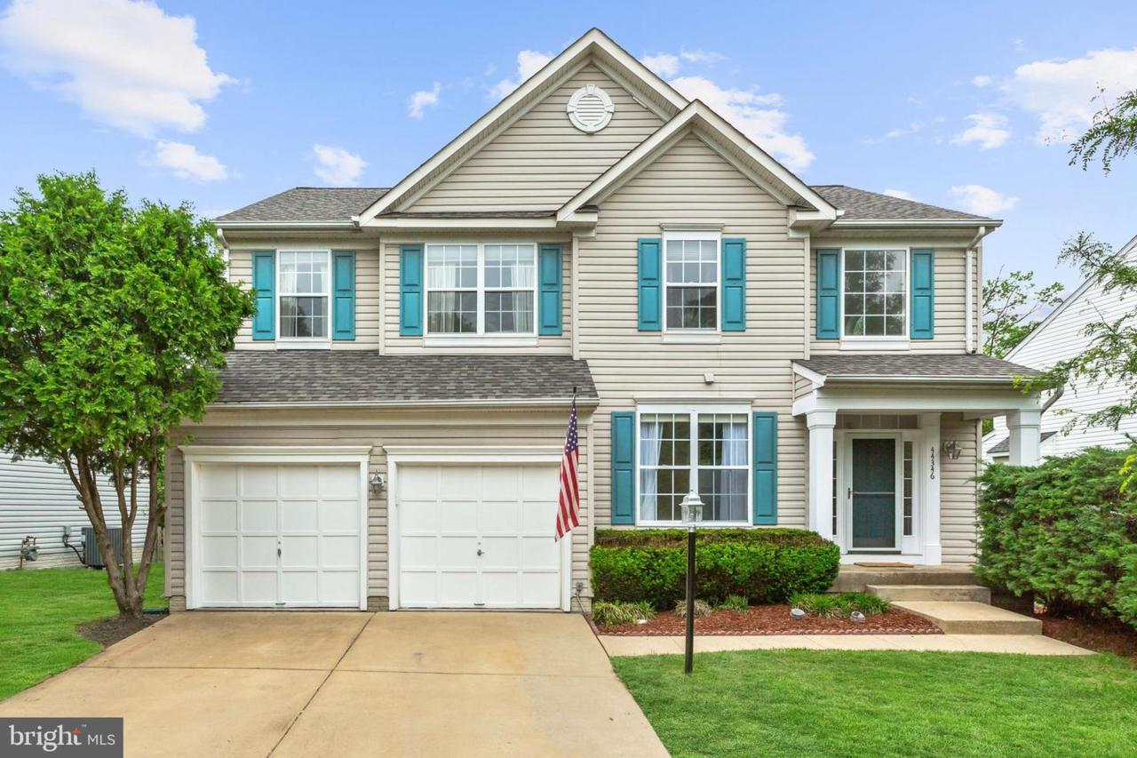 44346 Ladiesburg Place - Photo 1