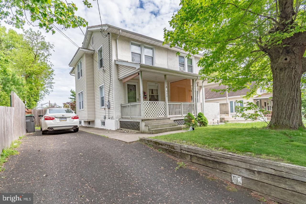 325 Cottage Avenue - Photo 1