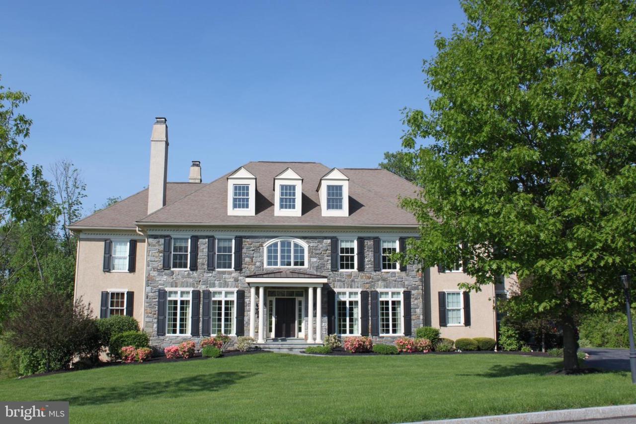 118 Waverly Circle - Photo 1