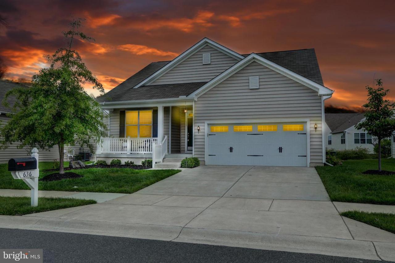 636 Red Maple Road - Photo 1