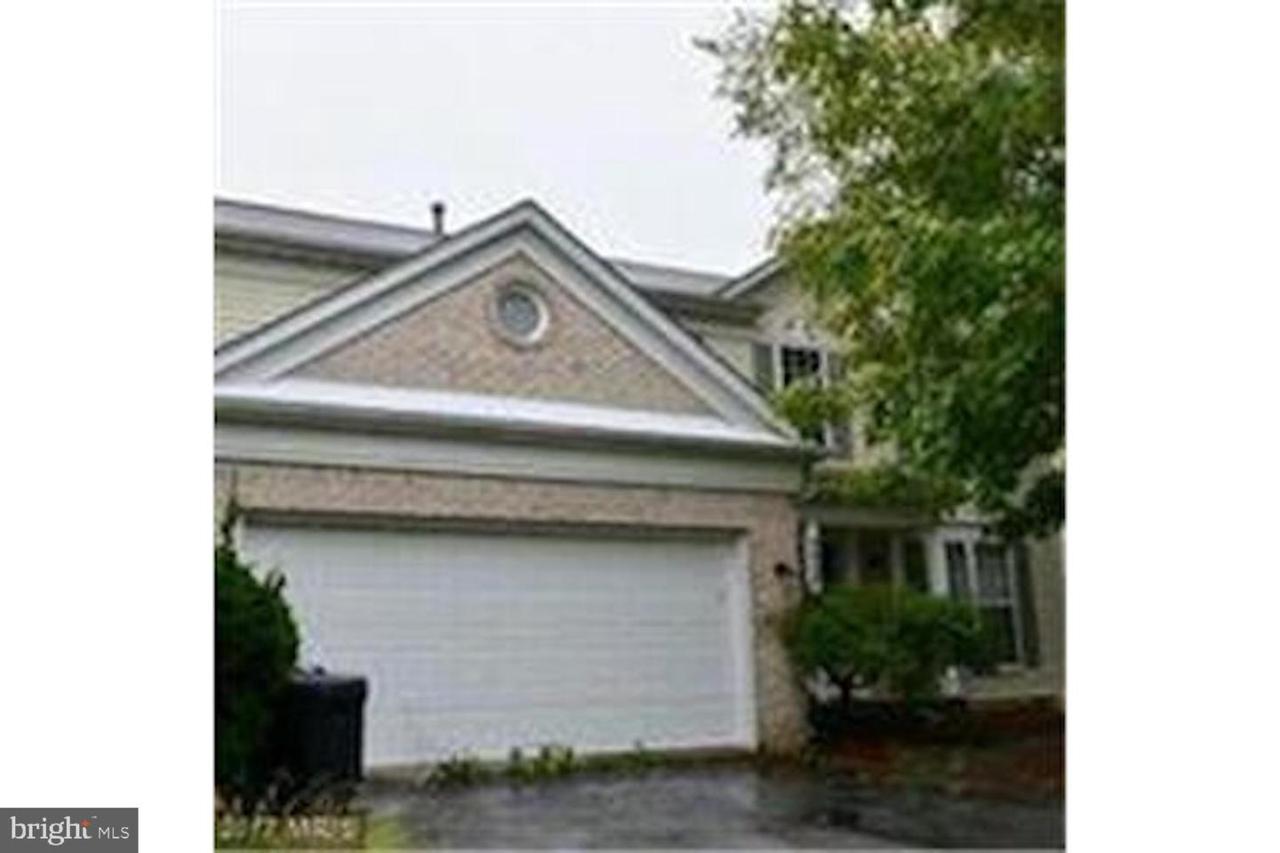 9809 Linden Hill Road - Photo 1