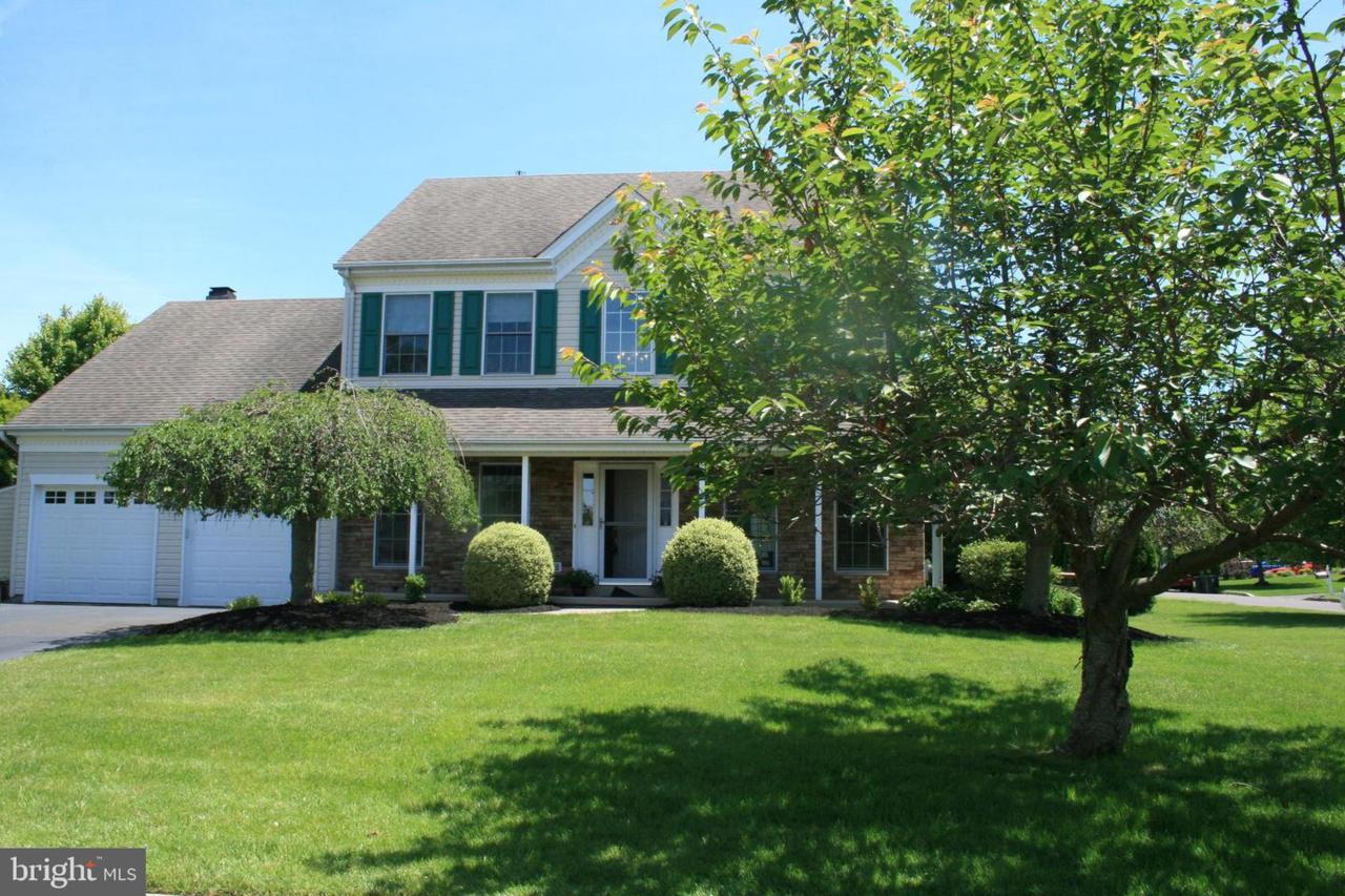 4811 Green Heather Court - Photo 1