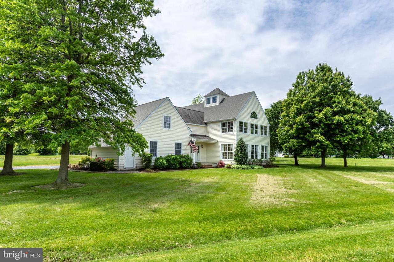 2912 Cox Neck Rd E - Photo 1