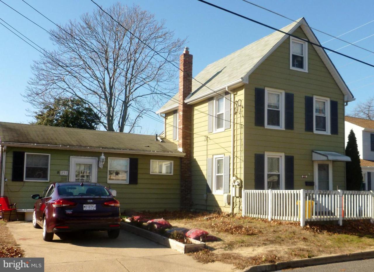 231 1ST Avenue - Photo 1