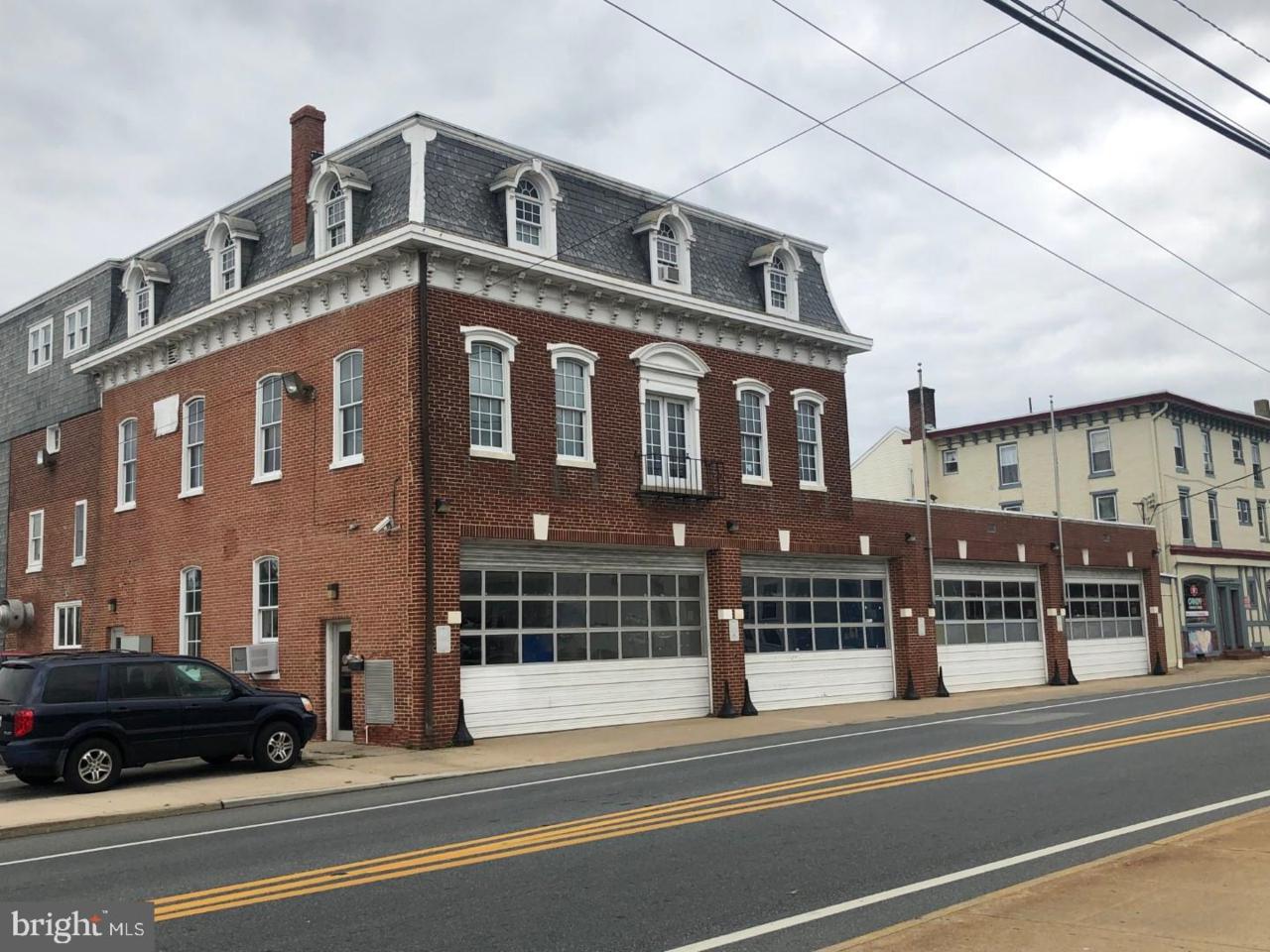 14 Broad Street - Photo 1