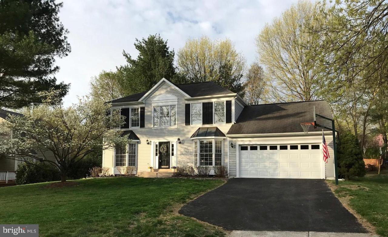 9707 Bridgewater Court - Photo 1
