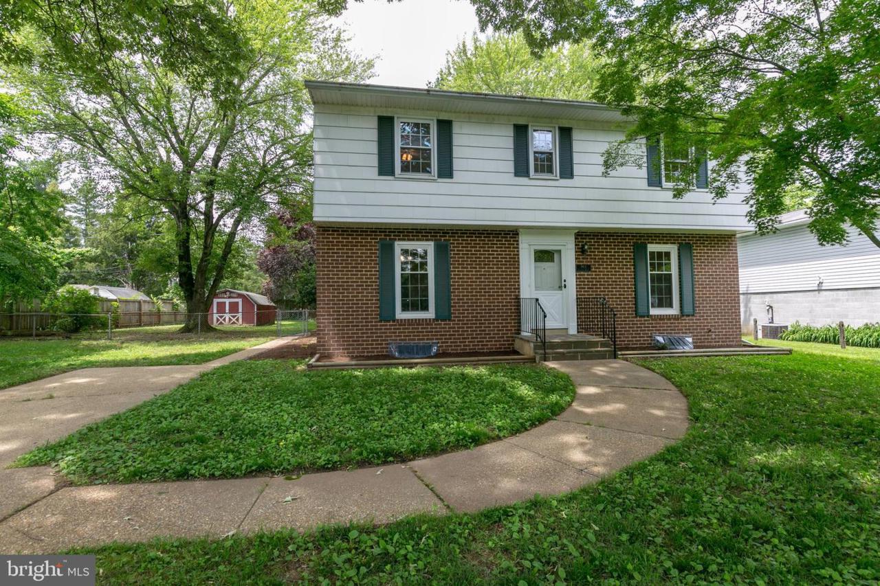 968 College Drive - Photo 1