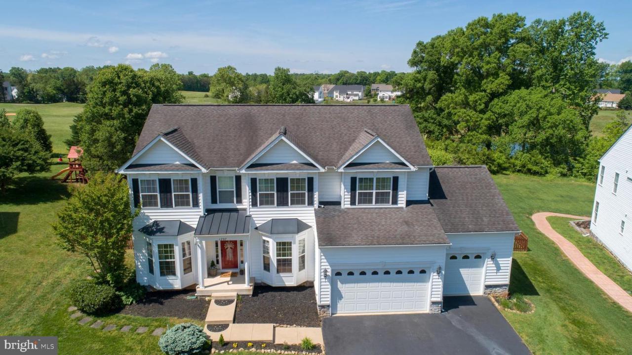 1297 Greenfield Court - Photo 1