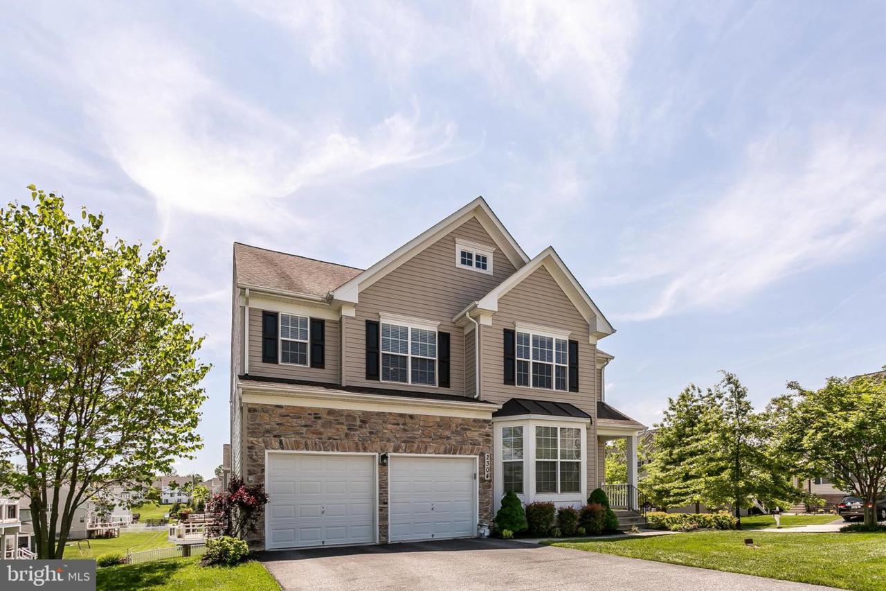 2304 Crabury Road - Photo 1