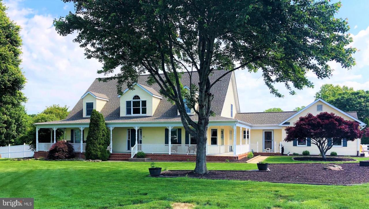 5709 Brooks Woods Road - Photo 1