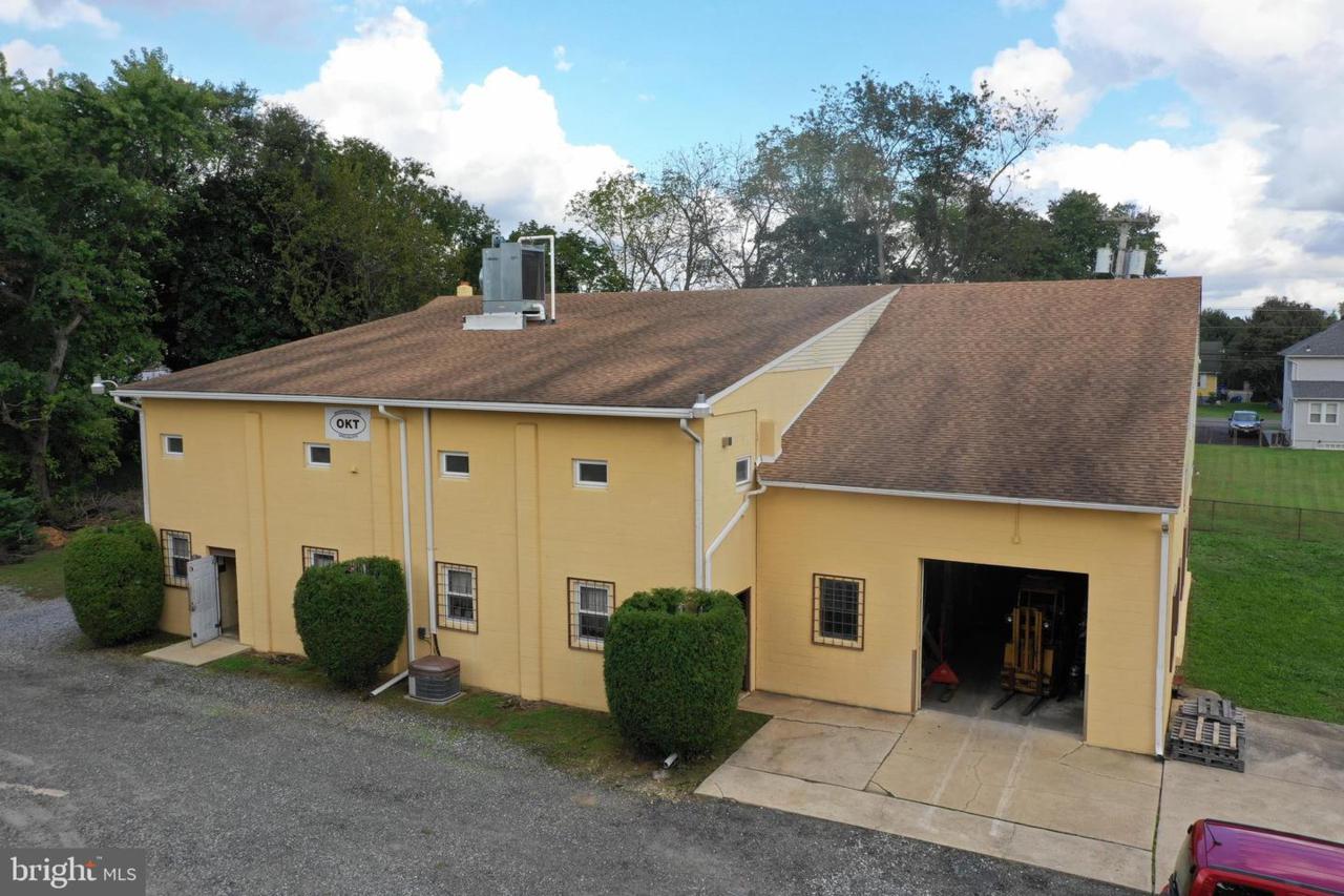 10 Tool Lane - Photo 1