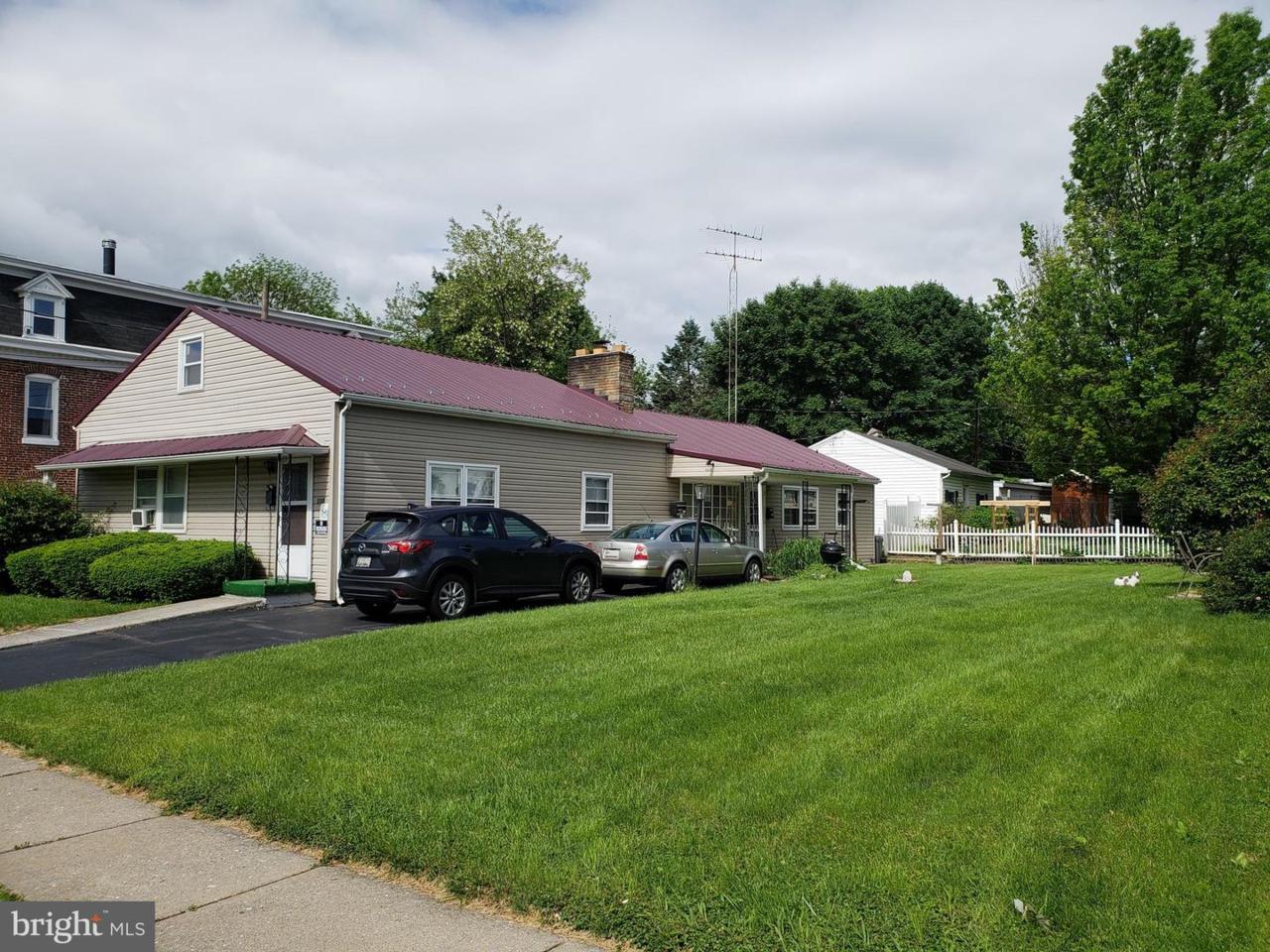 505 Summit Avenue - Photo 1