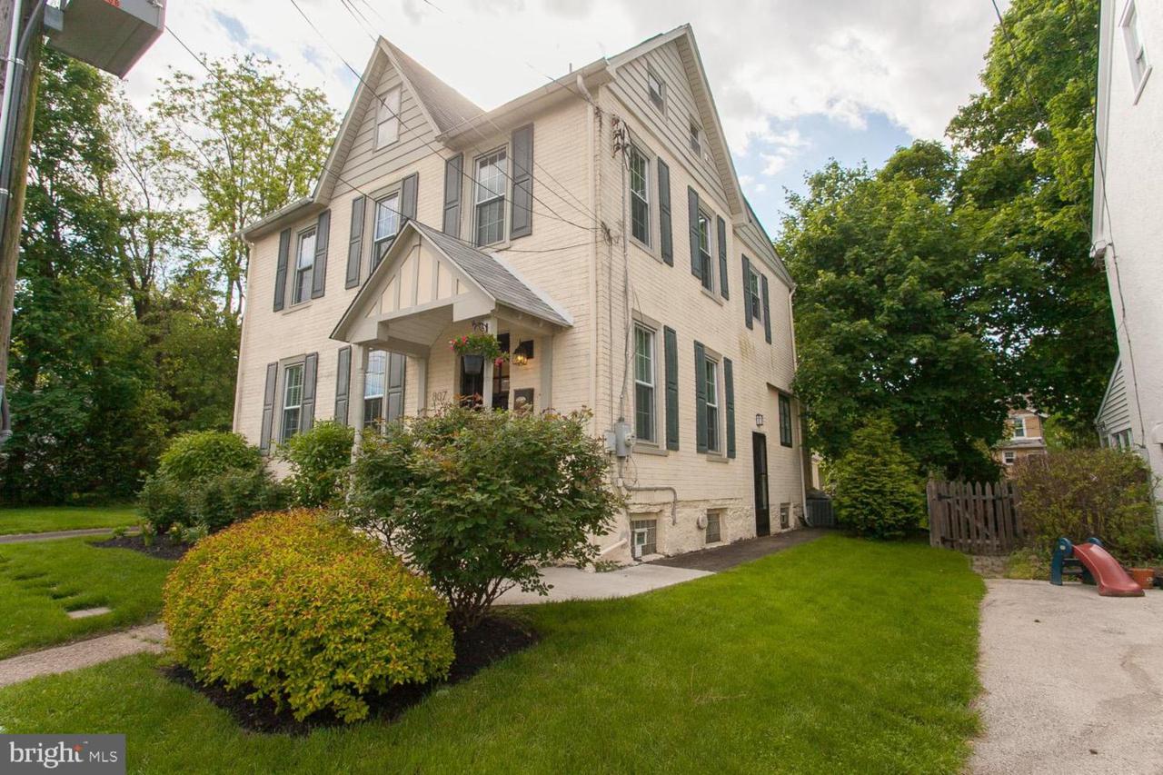 807 Abington Avenue - Photo 1