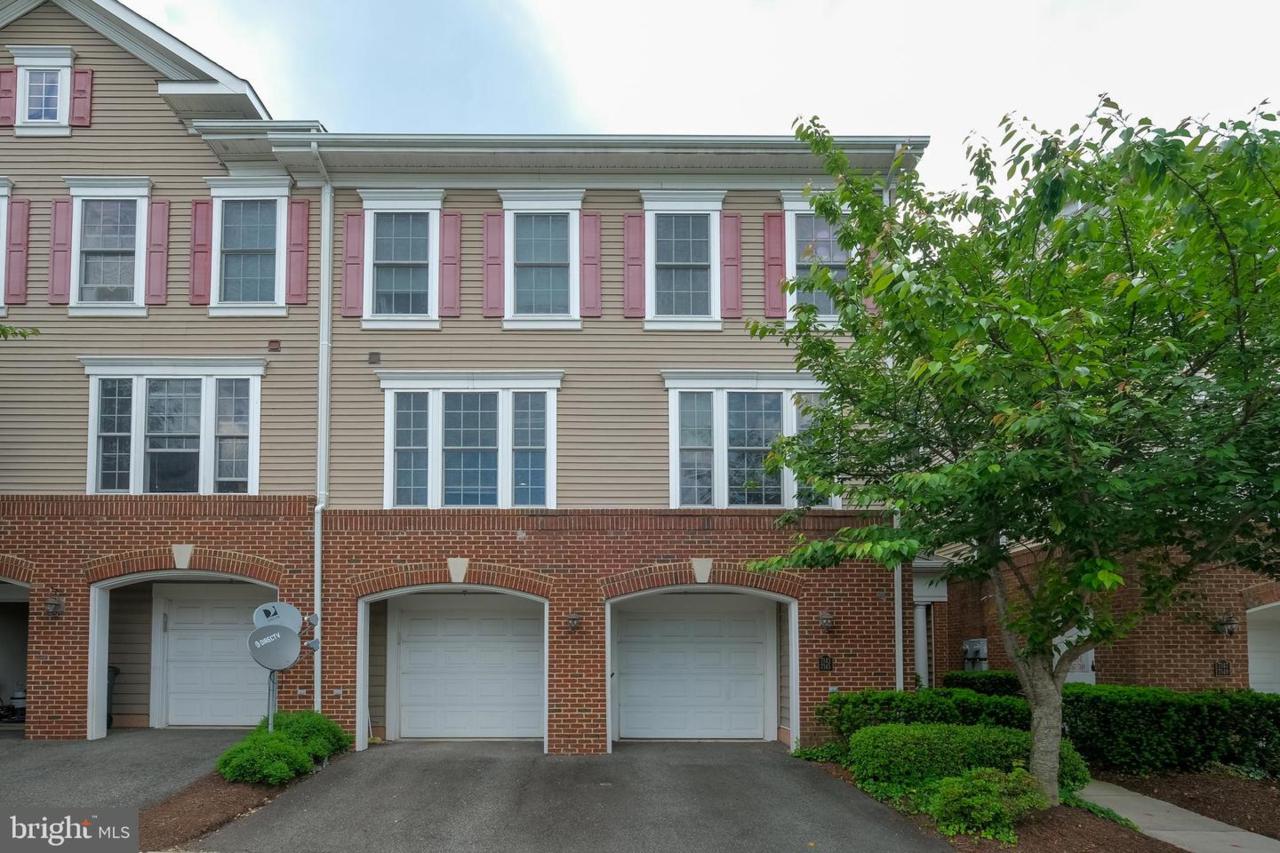 7143 Mason Grove Court - Photo 1