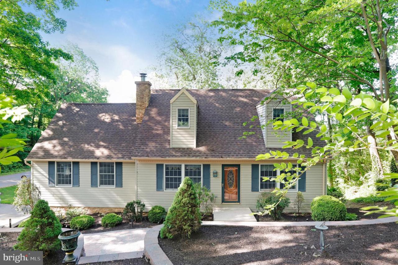 215 Theodore Drive - Photo 1
