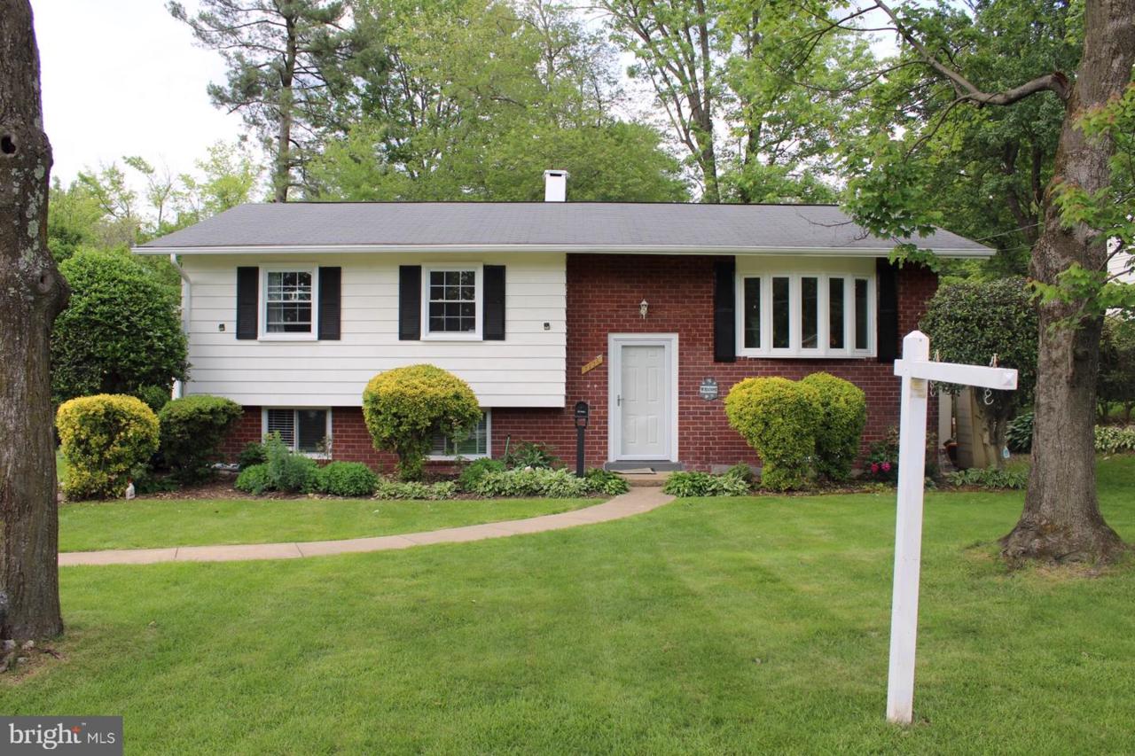 7726 Heritage Drive - Photo 1