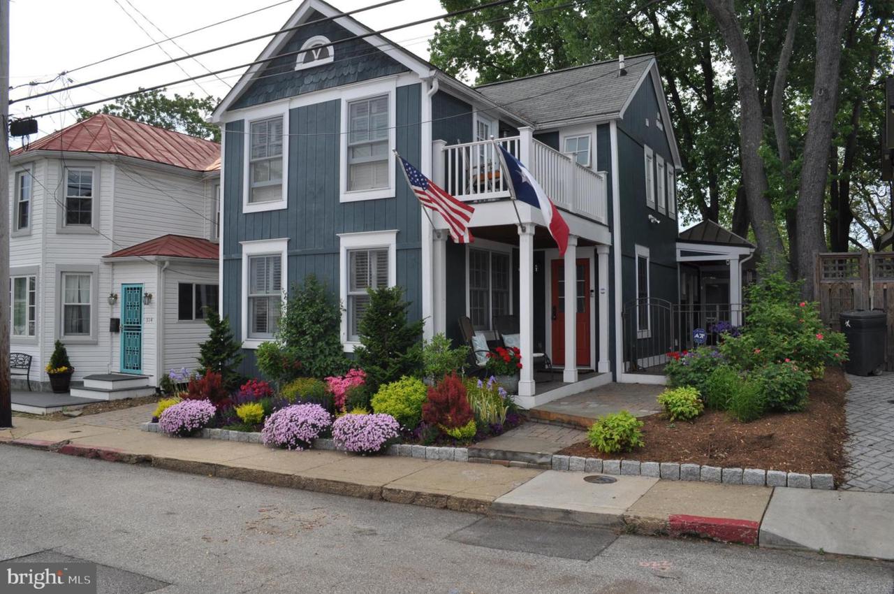 312 Chester Avenue - Photo 1