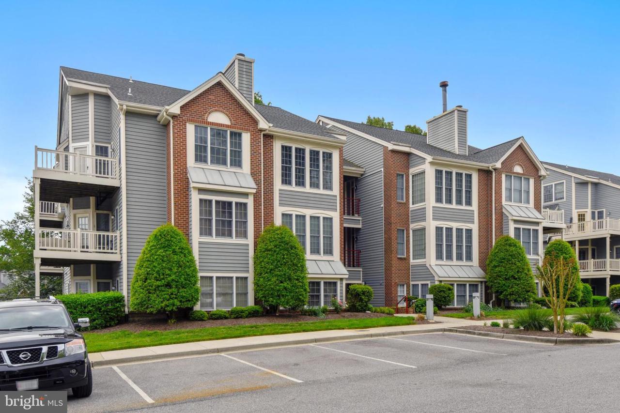 2707 Summerview Way - Photo 1
