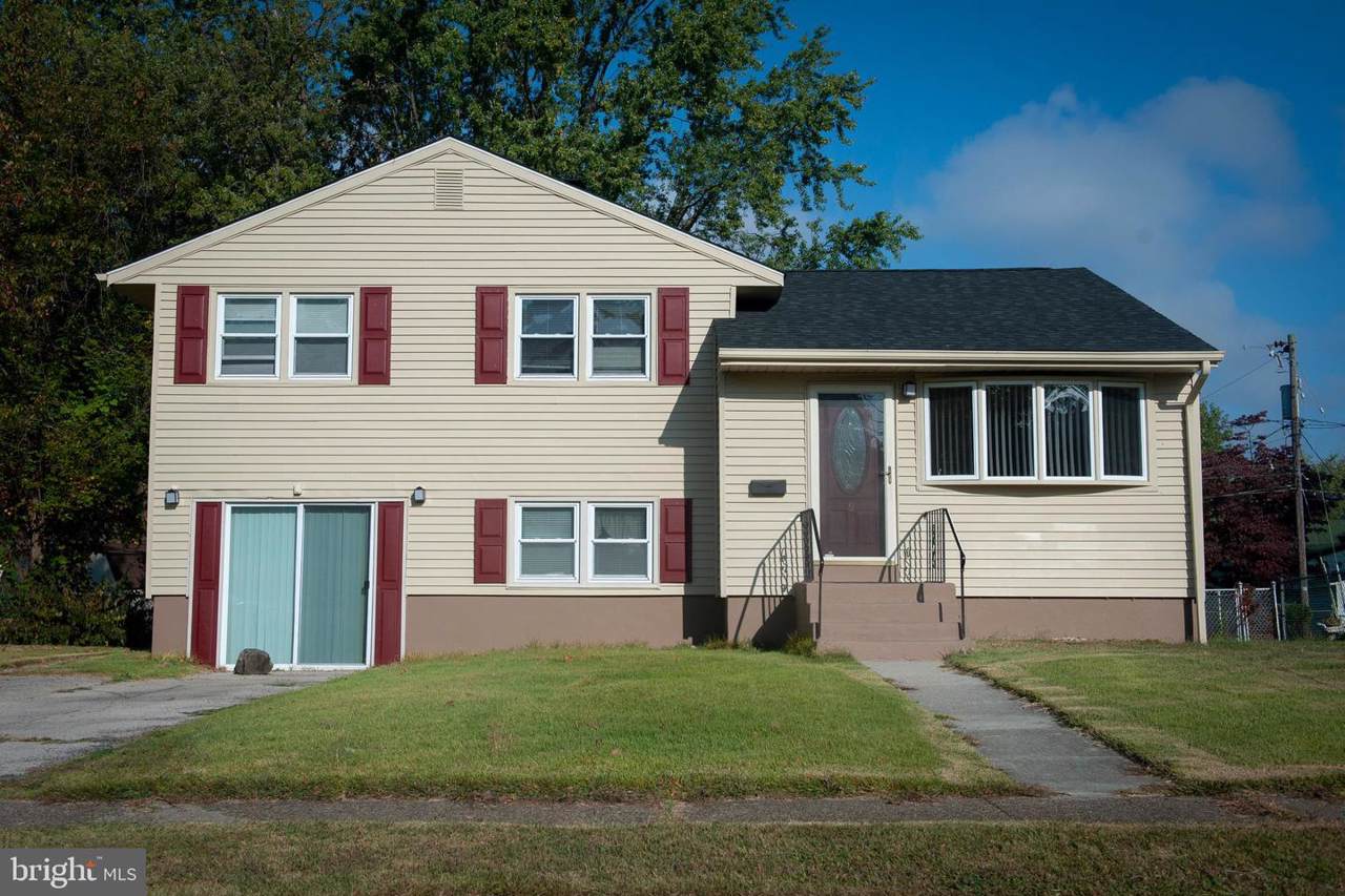 9 Lyons Avenue - Photo 1