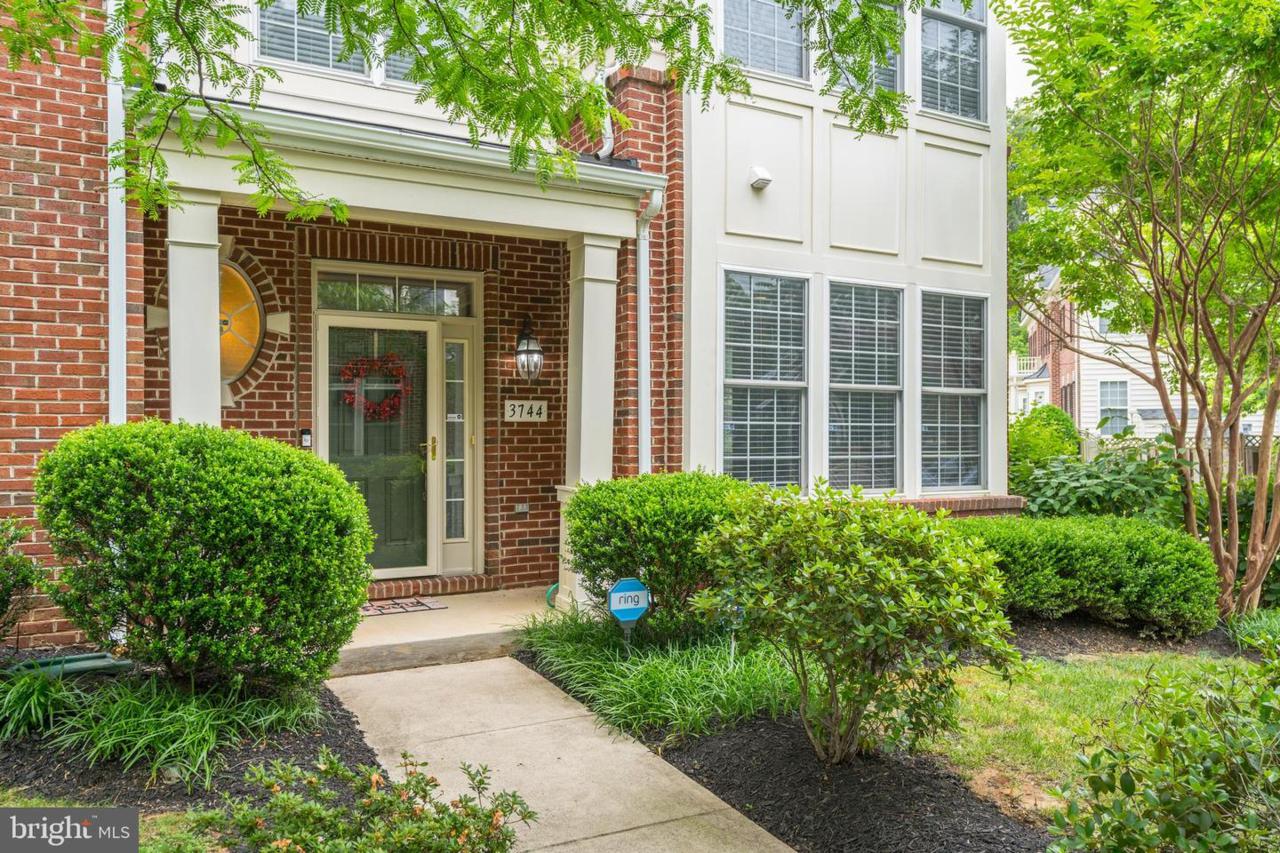 3744 Mary Evelyn Way - Photo 1
