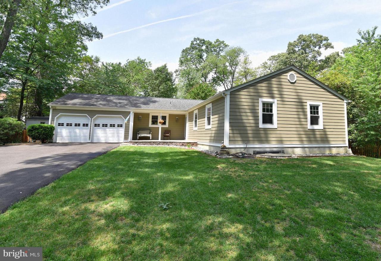 484 Fairoak Drive - Photo 1
