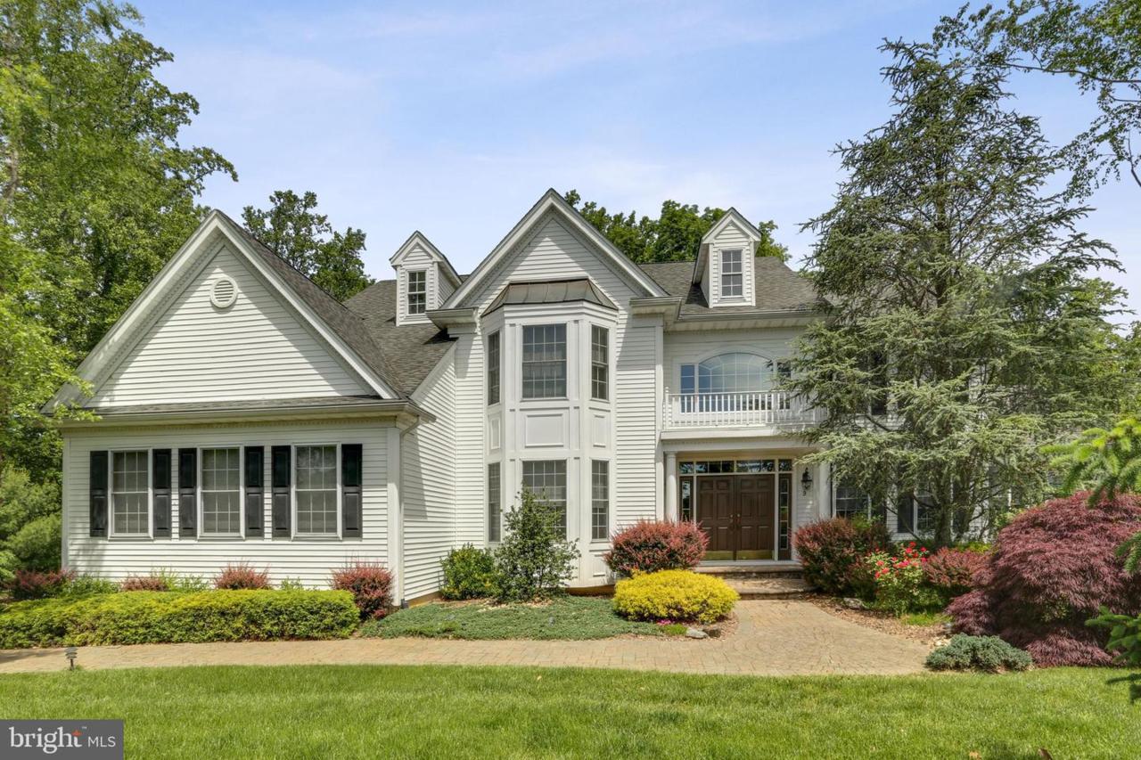 9 Matthew Court - Photo 1