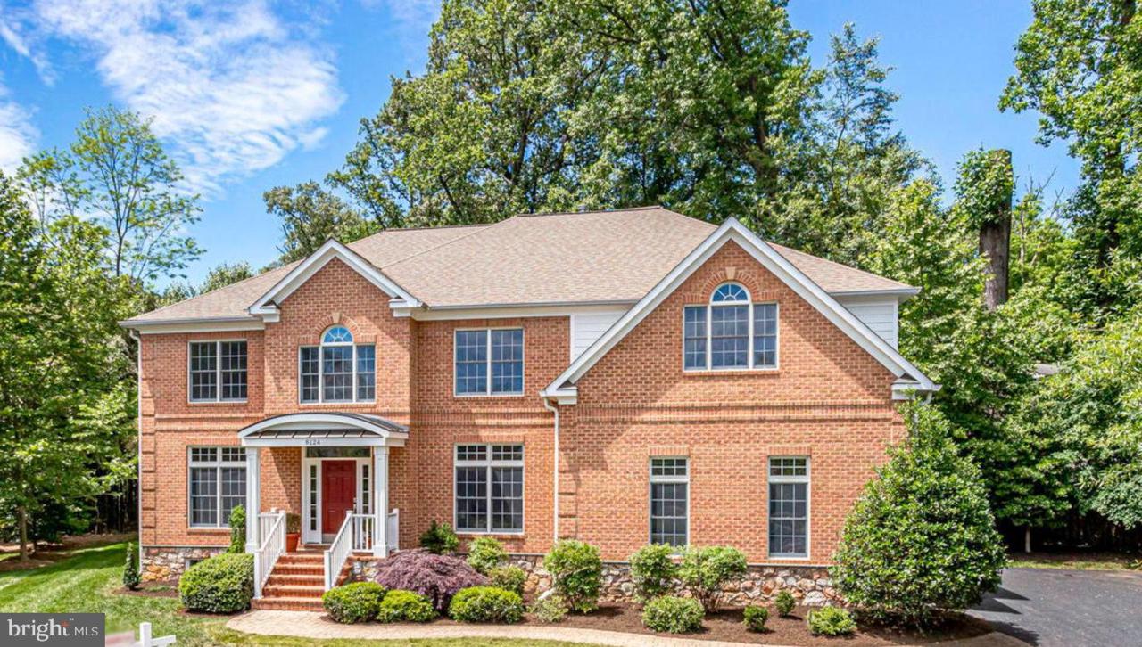 8124 Sandburg Hill Court - Photo 1 8124 Sandburg Hill Court - Photo 1
