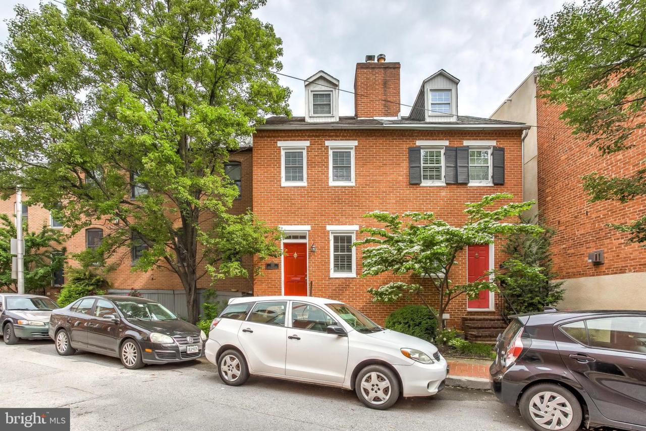 120 Montgomery Street - Photo 1