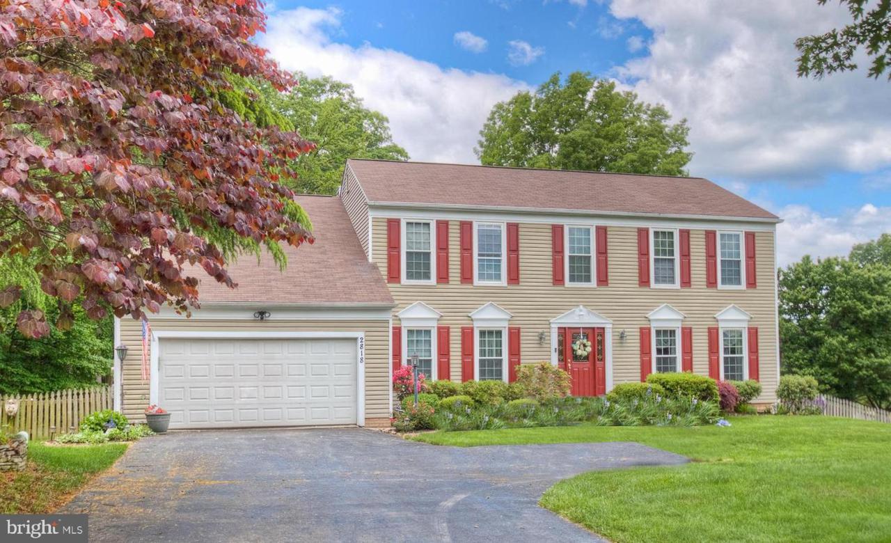 2818 King Elm Court - Photo 1