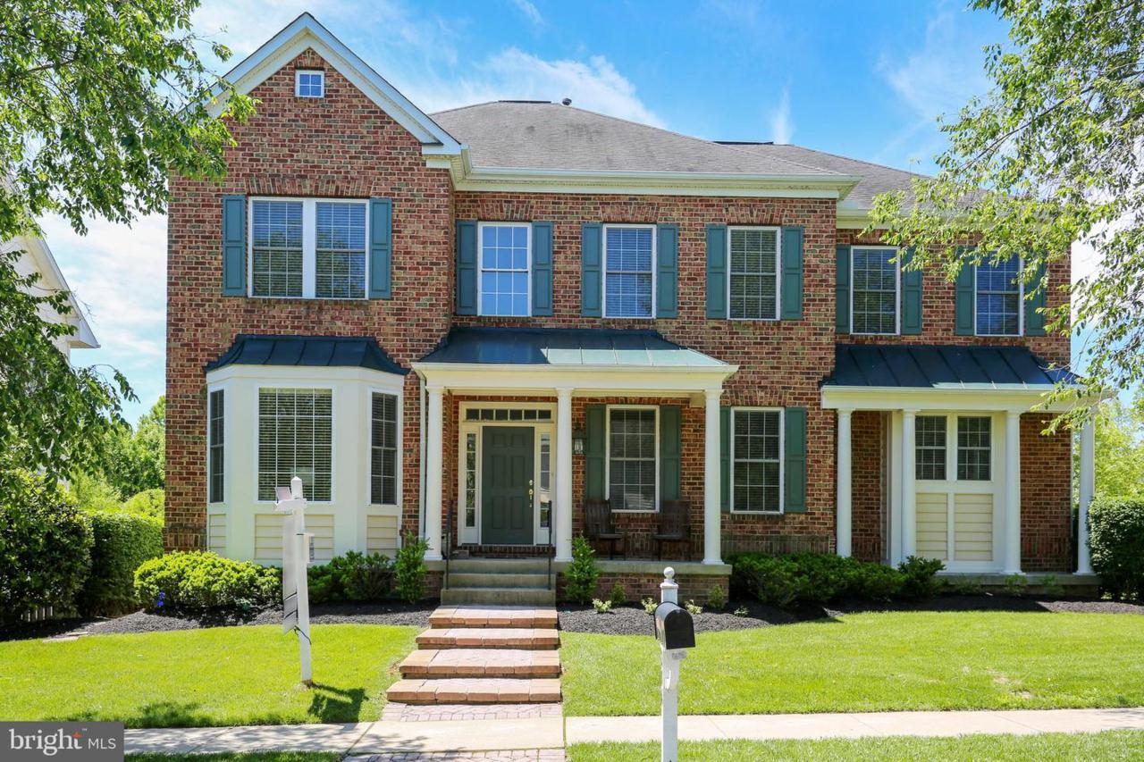 206 Rose Petal Way - Photo 1