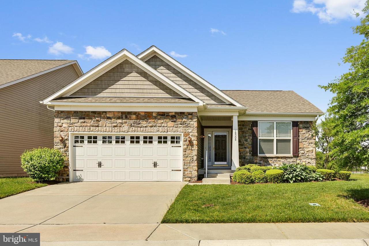 18309 Port Circle - Photo 1