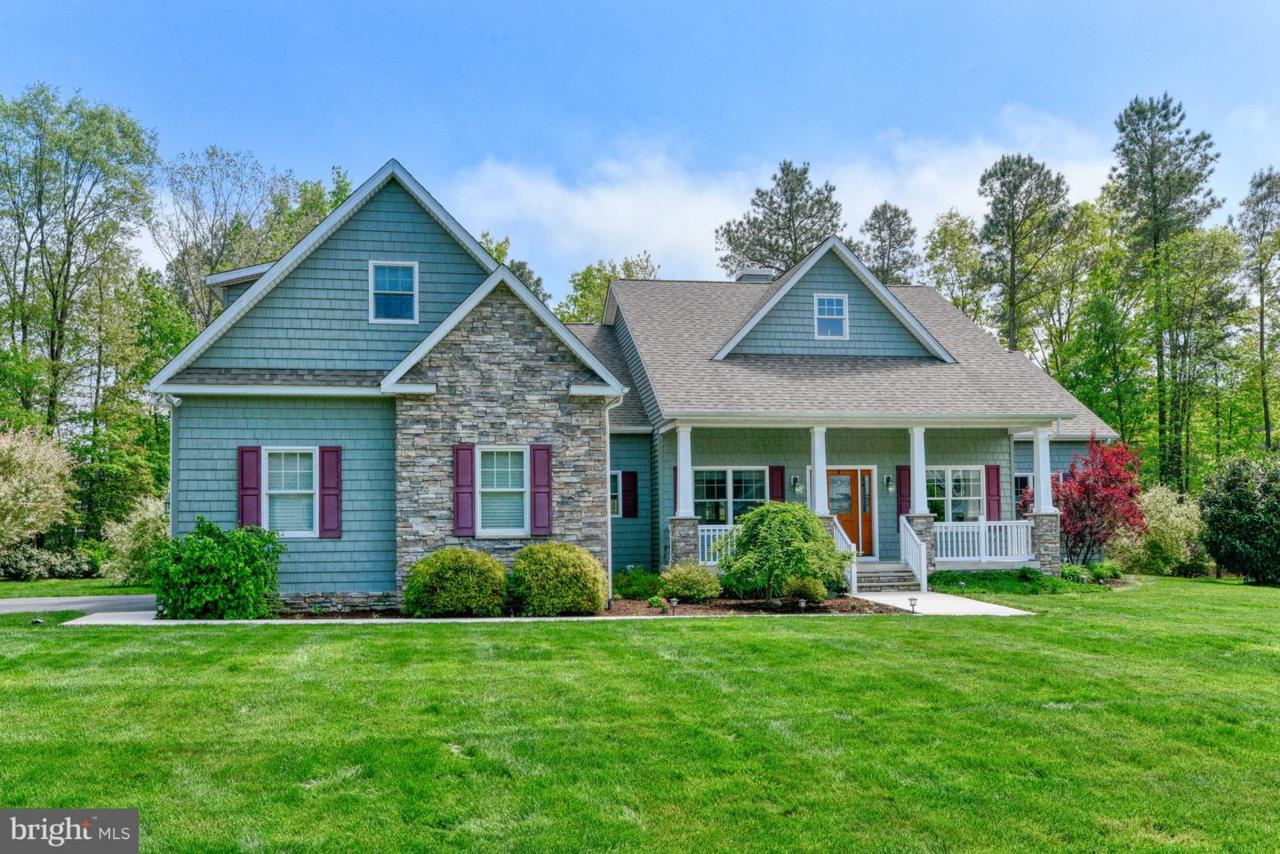 13293 Sunland Drive - Photo 1