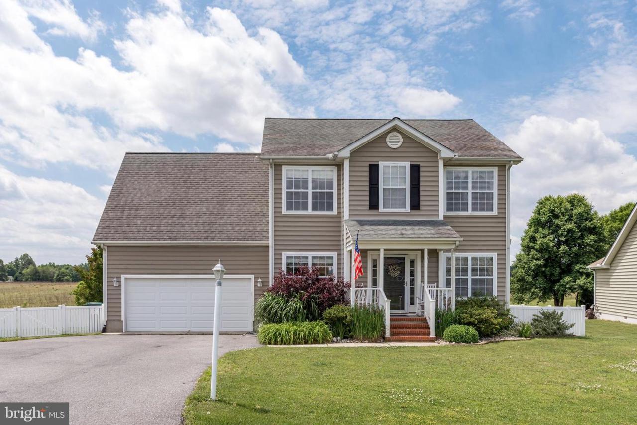 30932 Clubhouse Circle - Photo 1