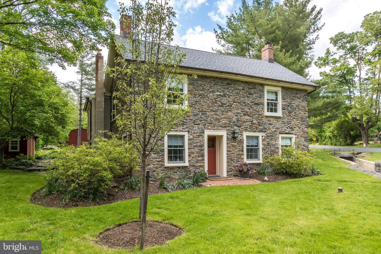 4595 Curly Hill Road - Photo 1