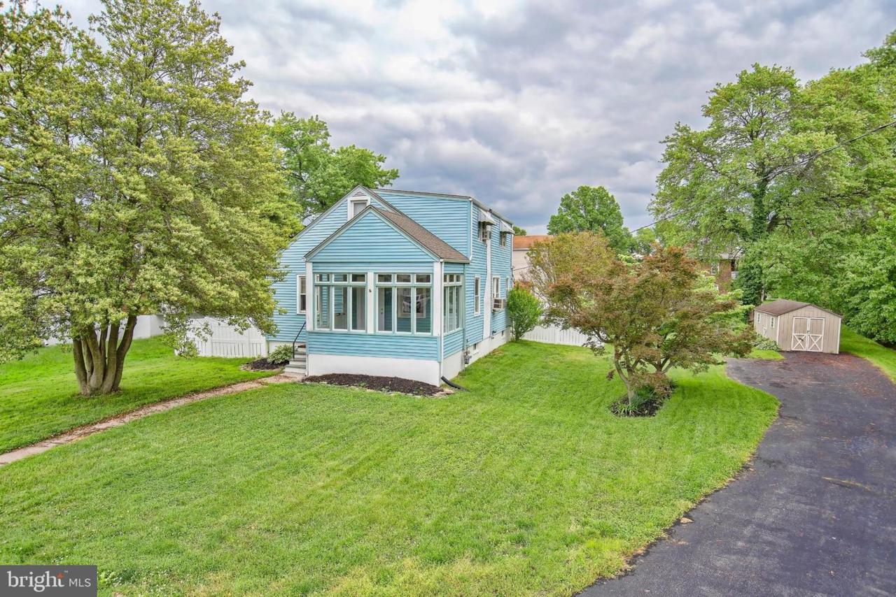 204 Exmore Avenue - Photo 1