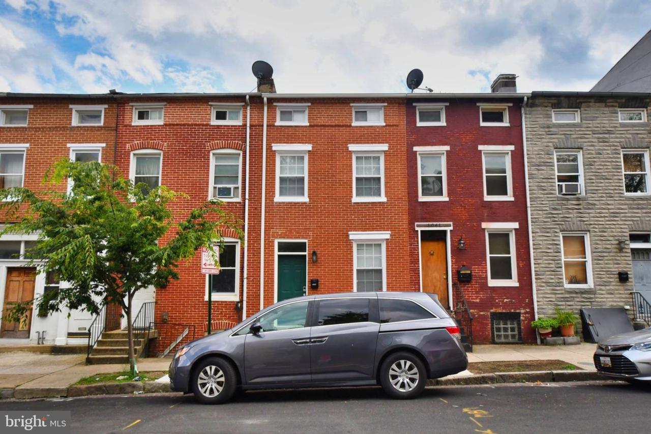 1039 Hollins Street - Photo 1