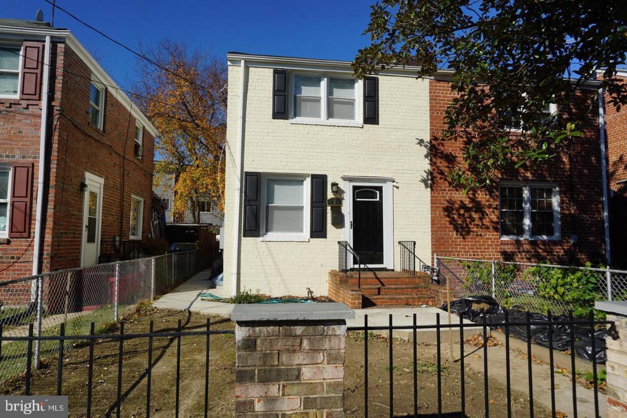 622 Southern Avenue - Photo 1