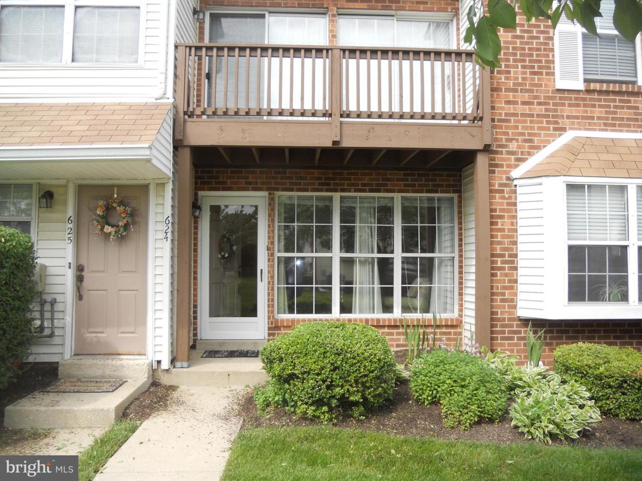 624 Glen Lane - Photo 1