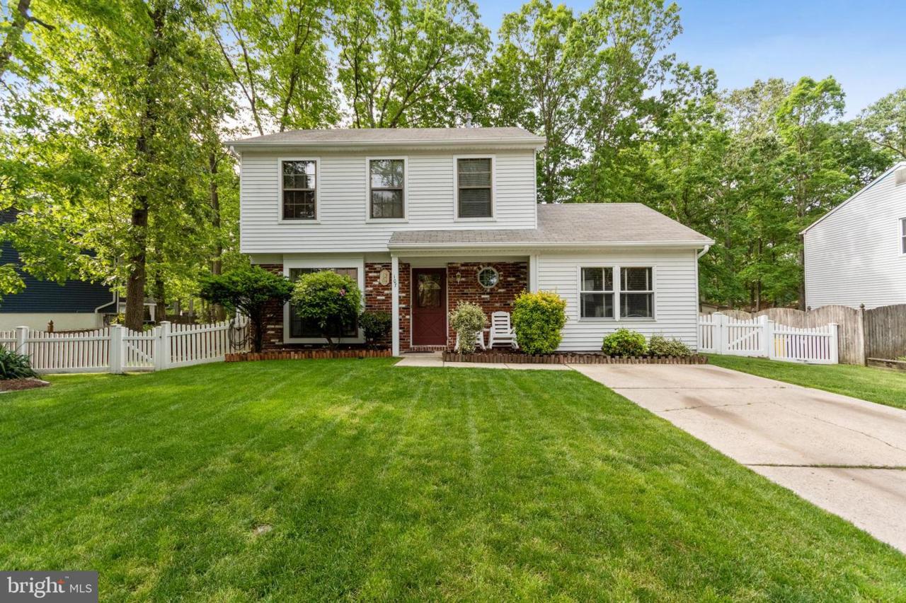 107 Franklin Avenue - Photo 1