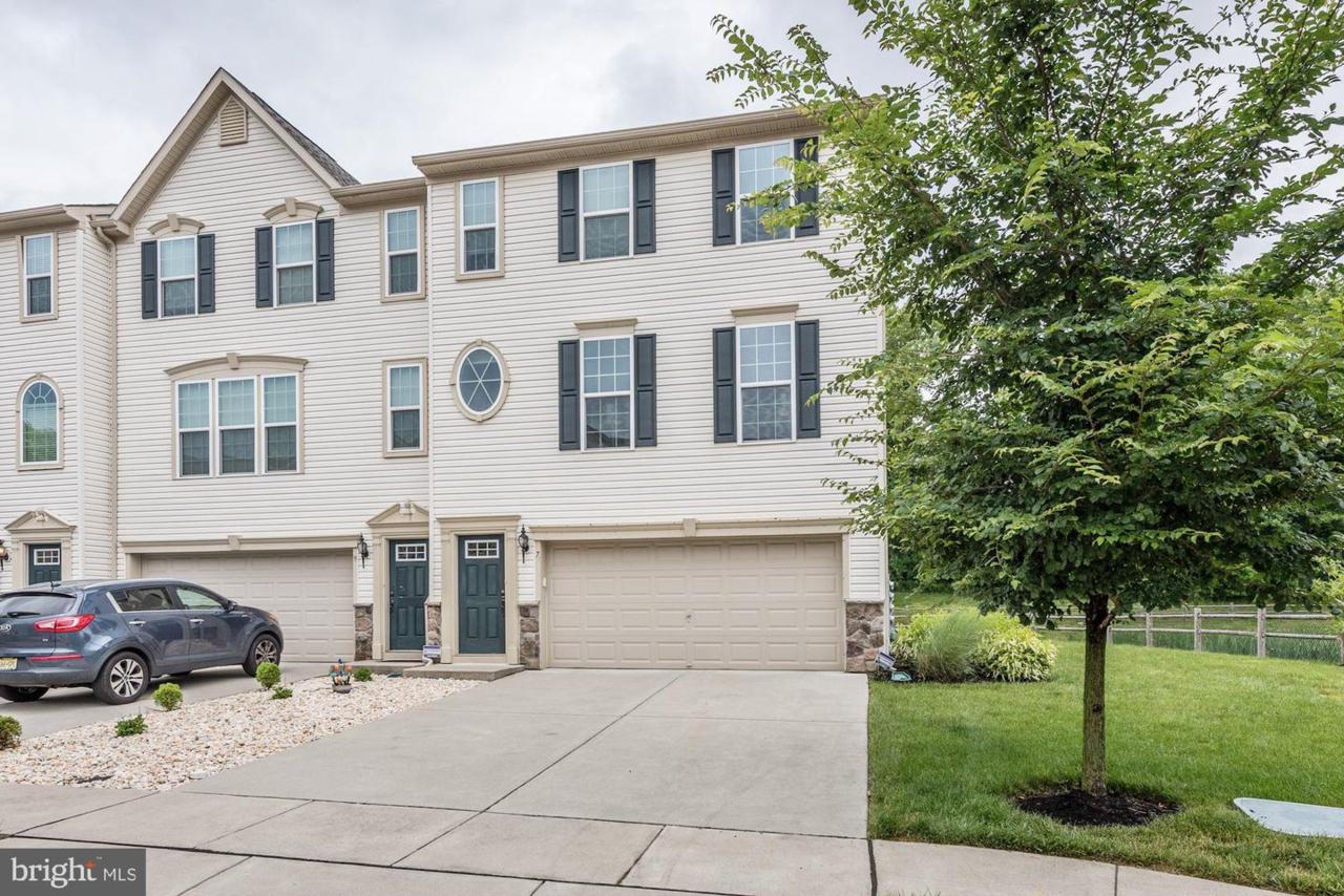 7 Parkers Mill Boulevard - Photo 1