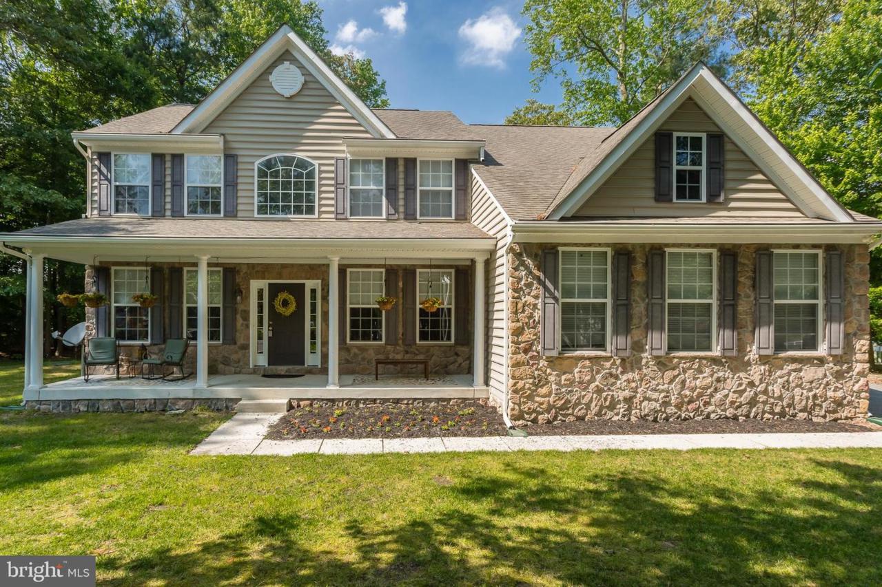 29715 Springwood Drive - Photo 1