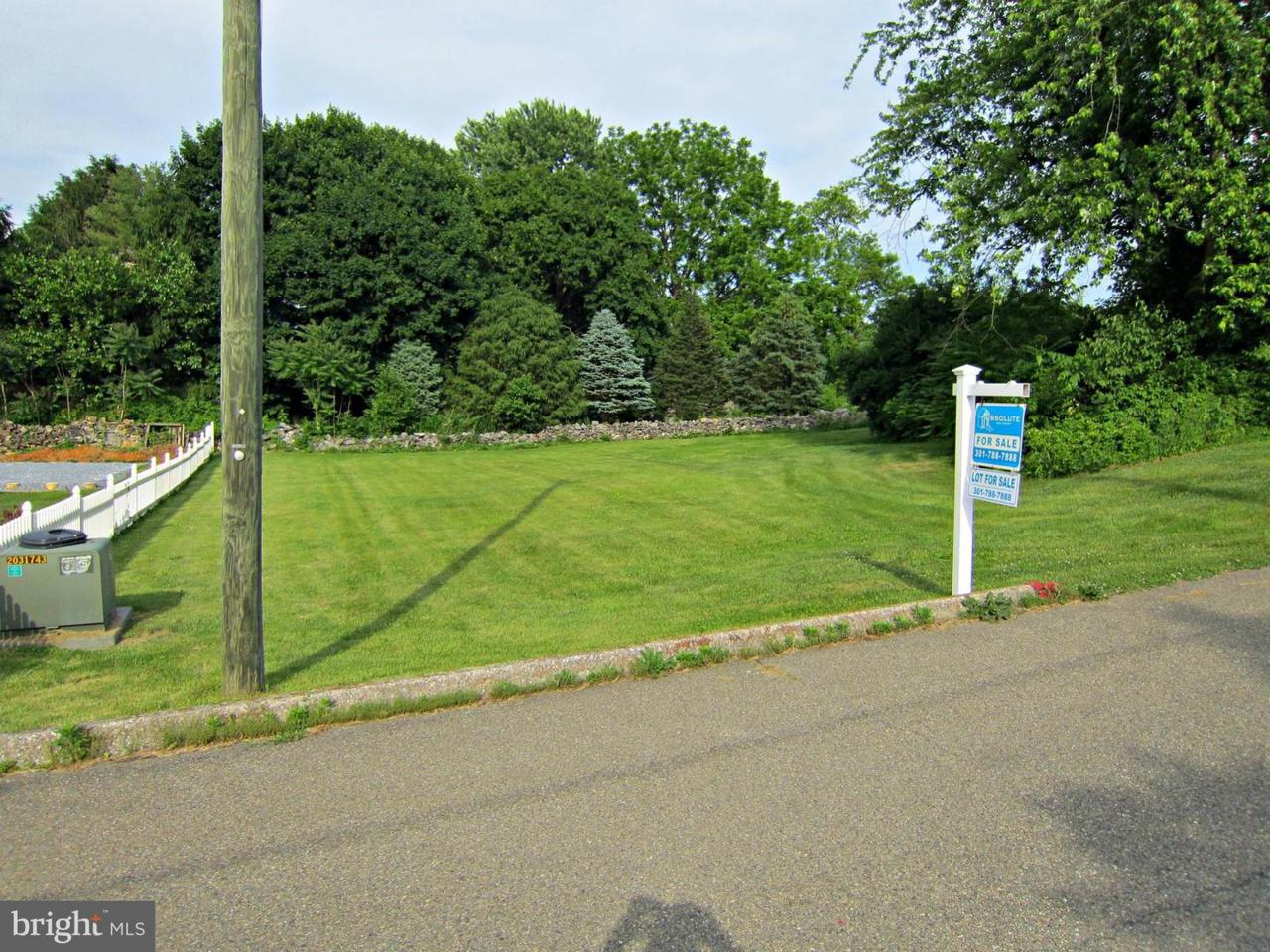 Hall Street - Photo 1