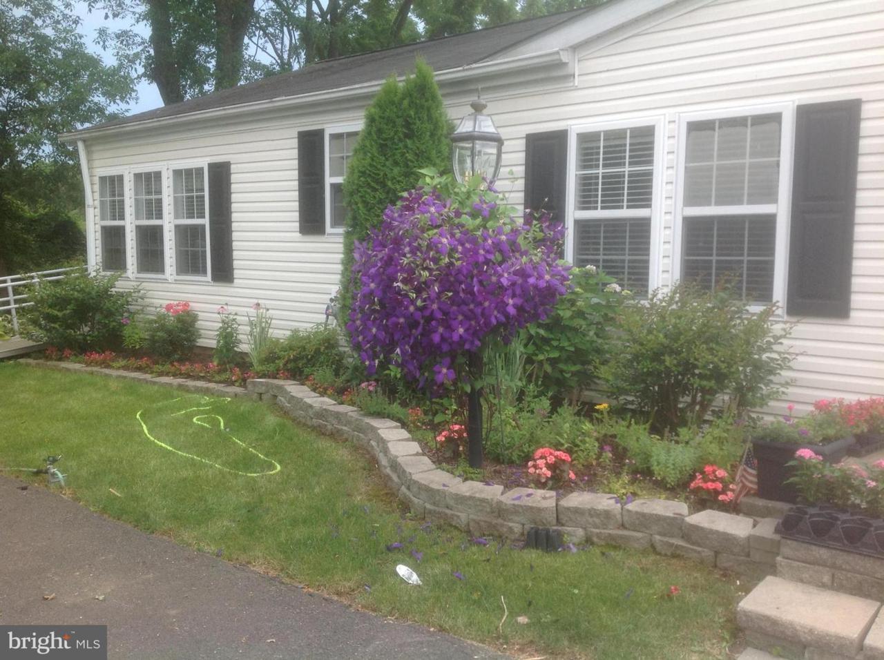 281 Peach Court - Photo 1