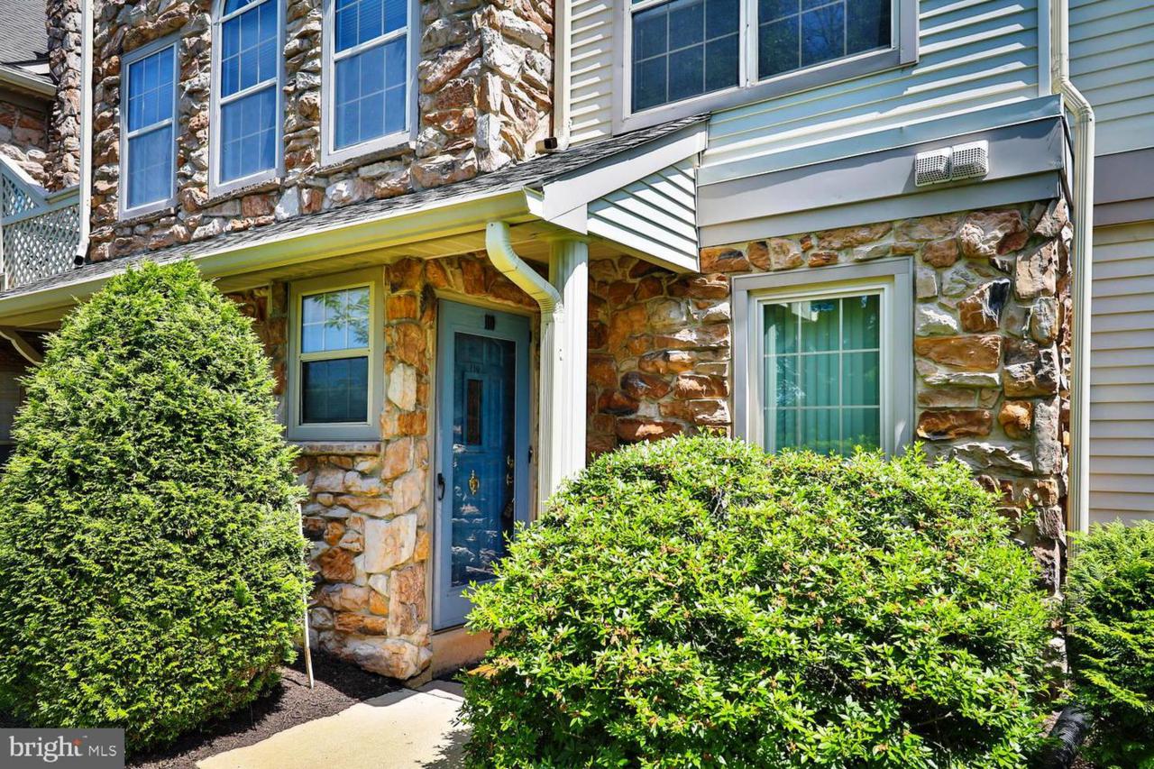 110 Remington Court - Photo 1