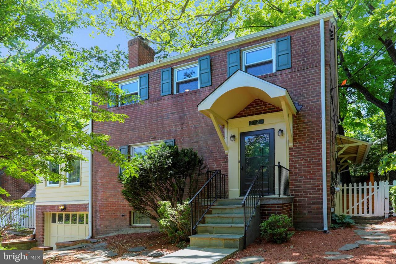 2422 Seminary Road - Photo 1