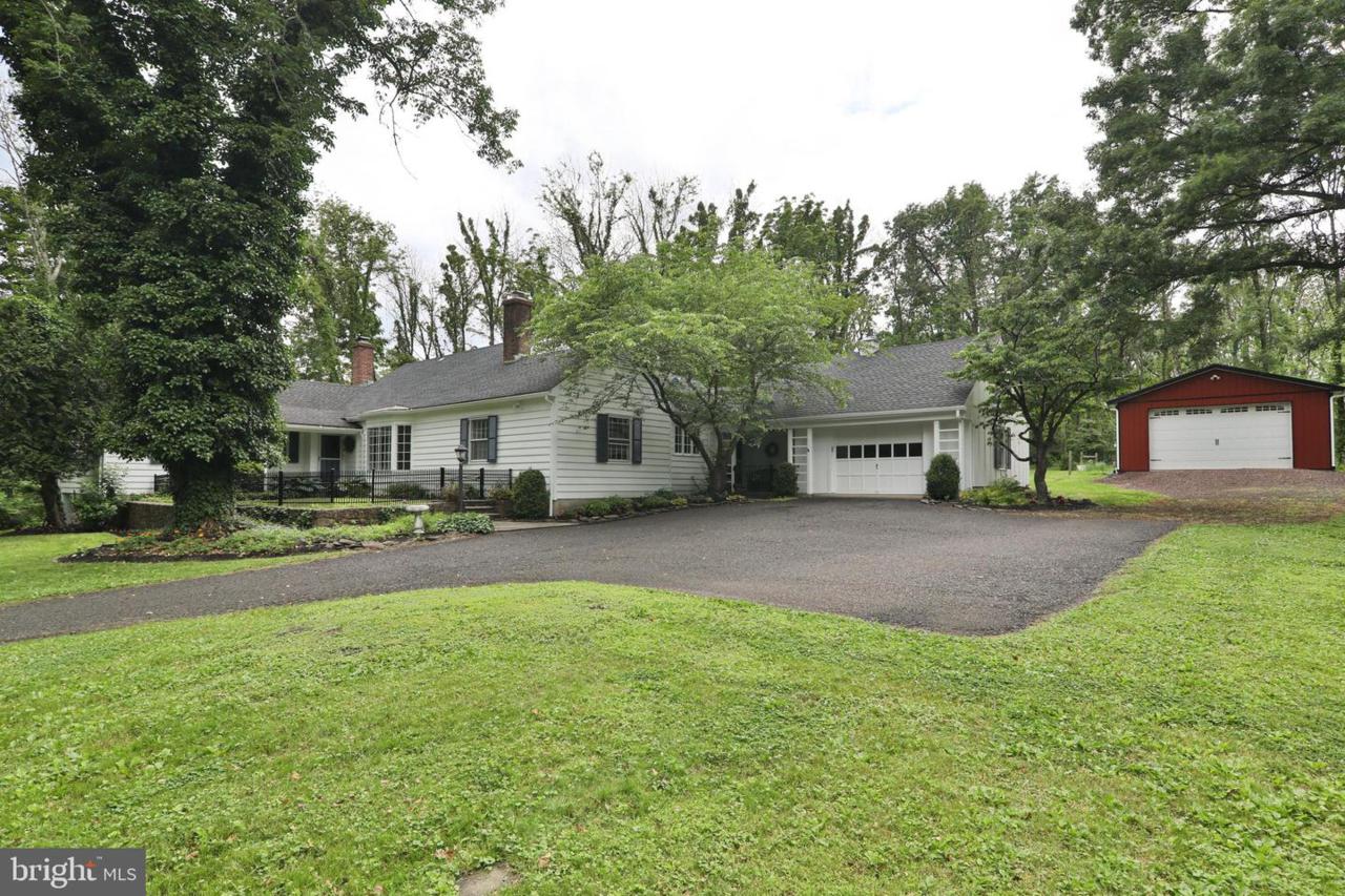 4921 Curly Hill Road - Photo 1
