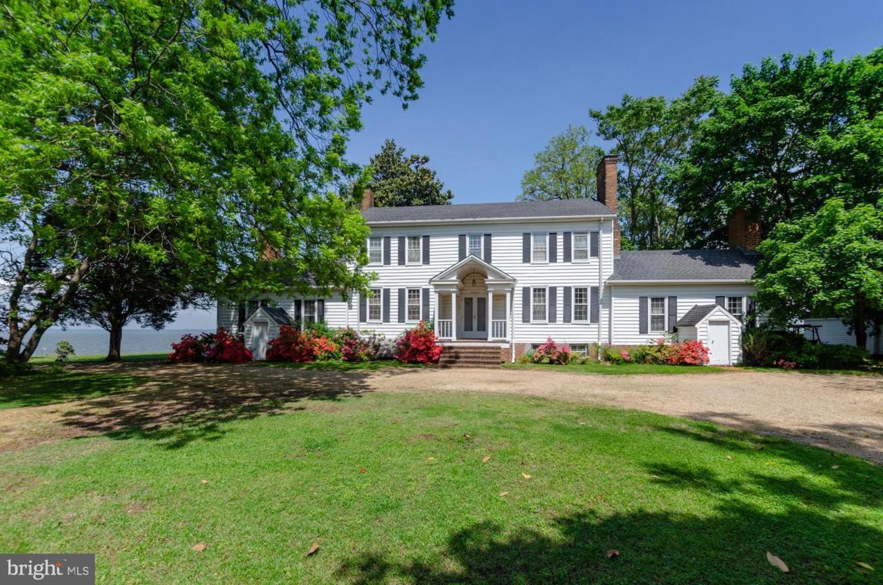 3000 Riverview - Photo 1