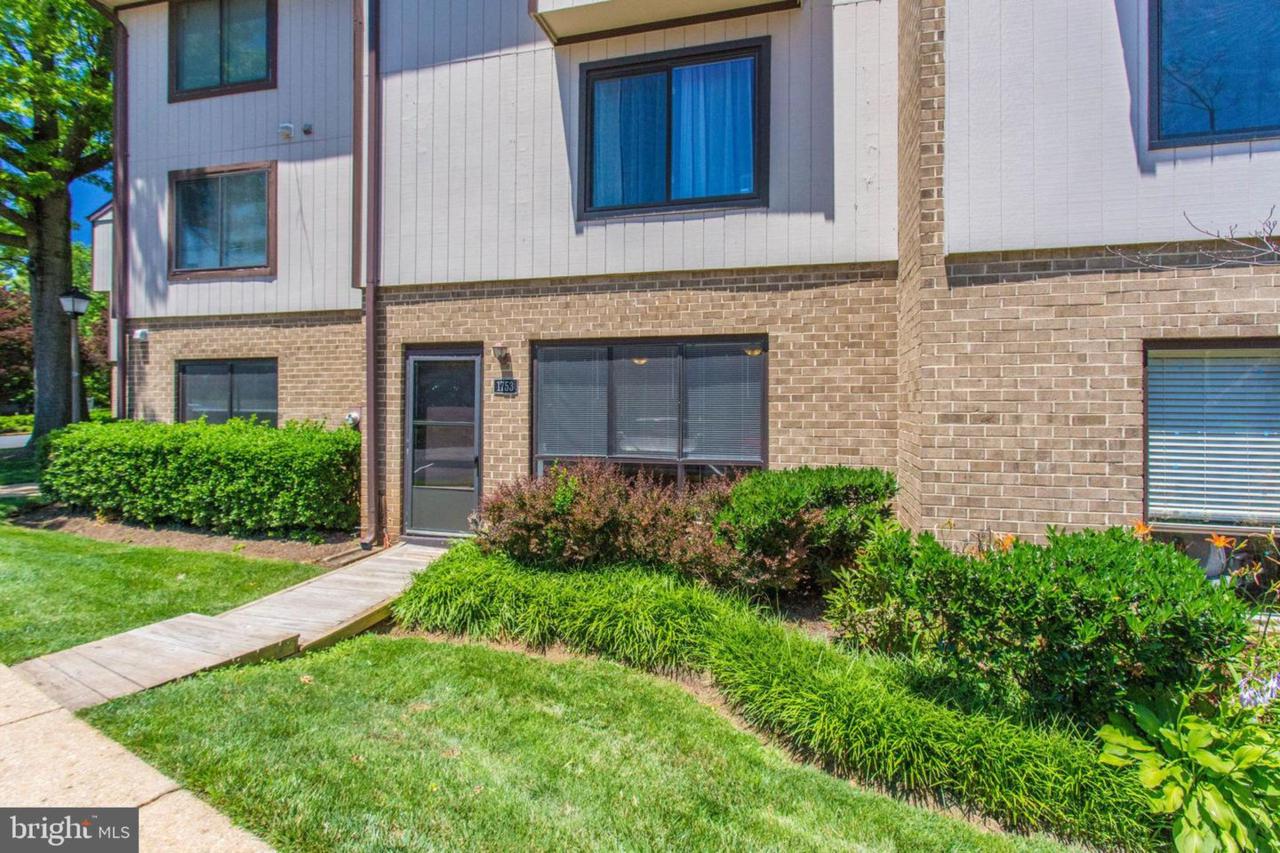 1753 Westwind Way - Photo 1