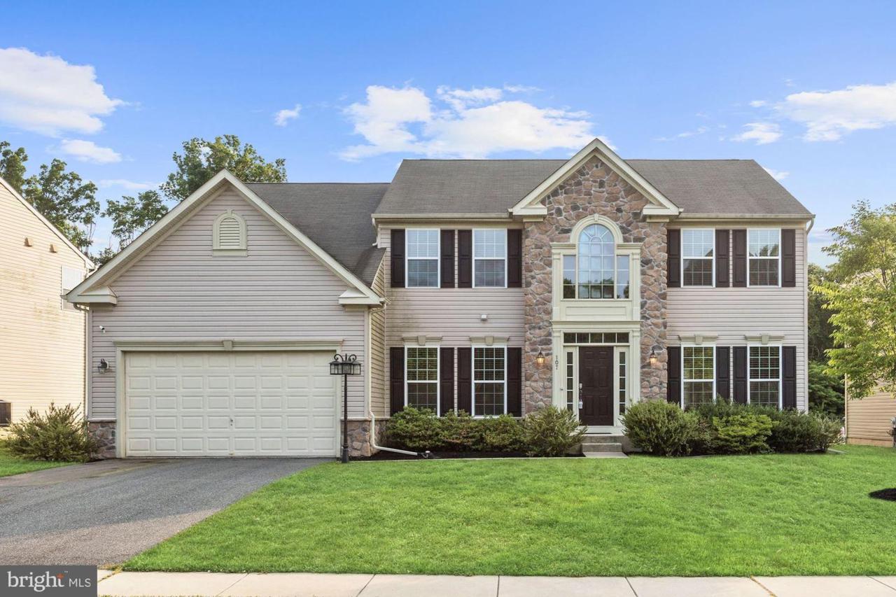 107 Cool Springs Road - Photo 1