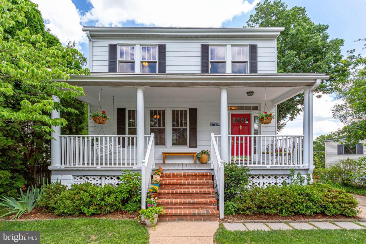 2709 Mosby Street - Photo 1